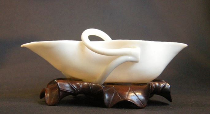 Brushwasher in the form of lotus  Blanc de Chine porcelain | MasterArt